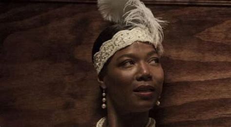 queen latifah nude scene|Queen Latifah Breasts Scene in Bessie .